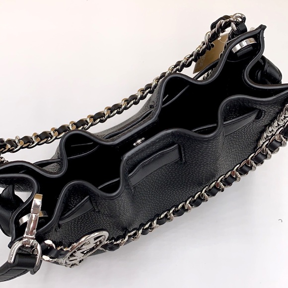 MICHAEL KORS MINA Small Belted
Chain Crossbody bag BLACK COLOR - Picture 11 of 13